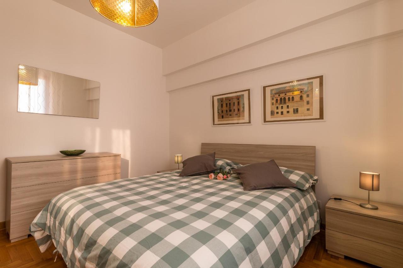 Basilica Sant'Antonio @100 Meters Apartment Падуа Екстериор снимка