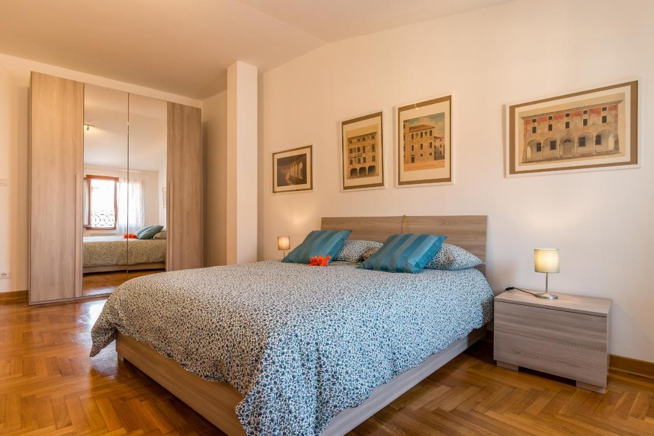 Basilica Sant'Antonio @100 Meters Apartment Падуа Екстериор снимка